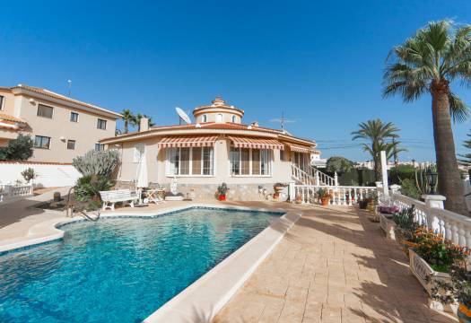 Resale - Villa - Ciudad Quesada
