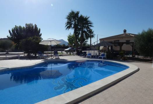 Resale - Finca / Country Property - Rafal