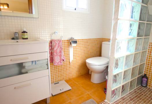 Resale - Finca / Country Property - Rafal