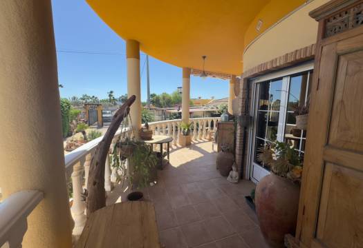 Resale - Finca / Country Property - Catral