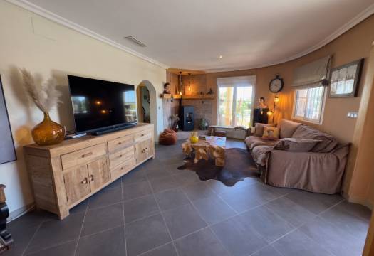 Resale - Finca / Country Property - Catral