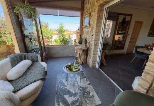 Resale - Finca / Country Property - Catral