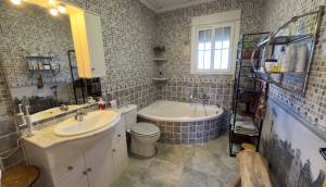Resale - Finca / Country Property - Catral