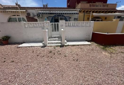 Resale - Townhouse - Torrevieja - Urbanización San Luis