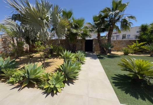 Resale - Villa - Ciudad Quesada