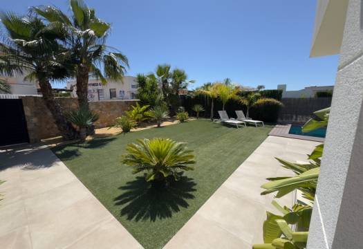 Resale - Villa - Ciudad Quesada