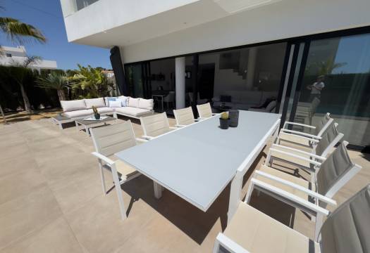 Resale - Villa - Ciudad Quesada