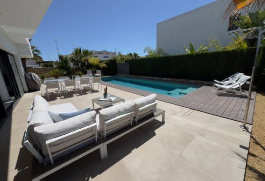 Resale - Villa - Ciudad Quesada