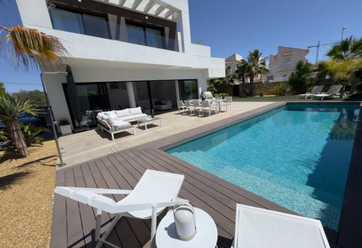 Resale - Villa - Ciudad Quesada