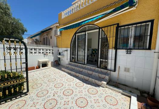 Resale - Townhouse - Torrevieja - La Siesta