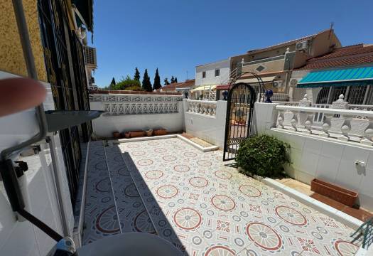 Resale - Townhouse - Torrevieja - La Siesta