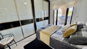 Resale - Villa - Algorfa - Lomas De La Juliana