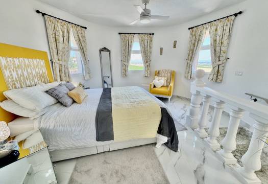 Resale - Villa - Algorfa - Lomas De La Juliana