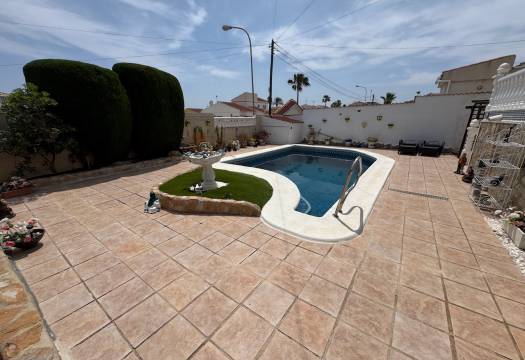 Resale - Villa - Ciudad Quesada