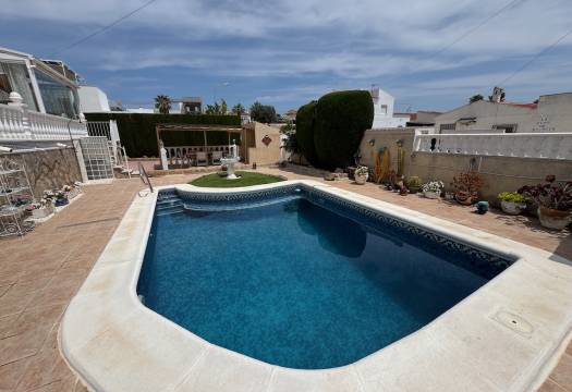 Resale - Villa - Ciudad Quesada