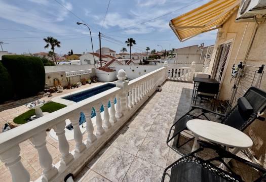 Resale - Villa - Ciudad Quesada