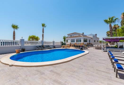 Resale - Finca / Country Property - Catral
