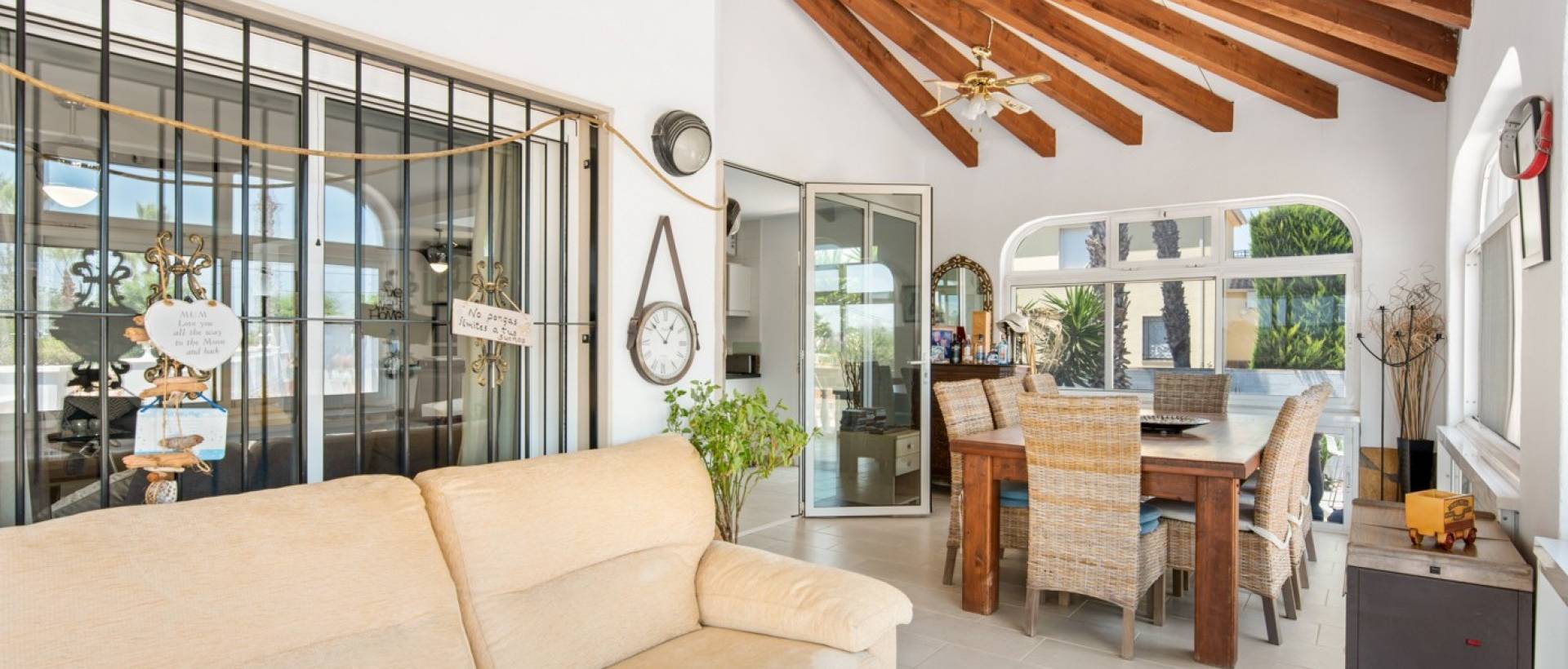 Resale - Finca / Country Property - Catral