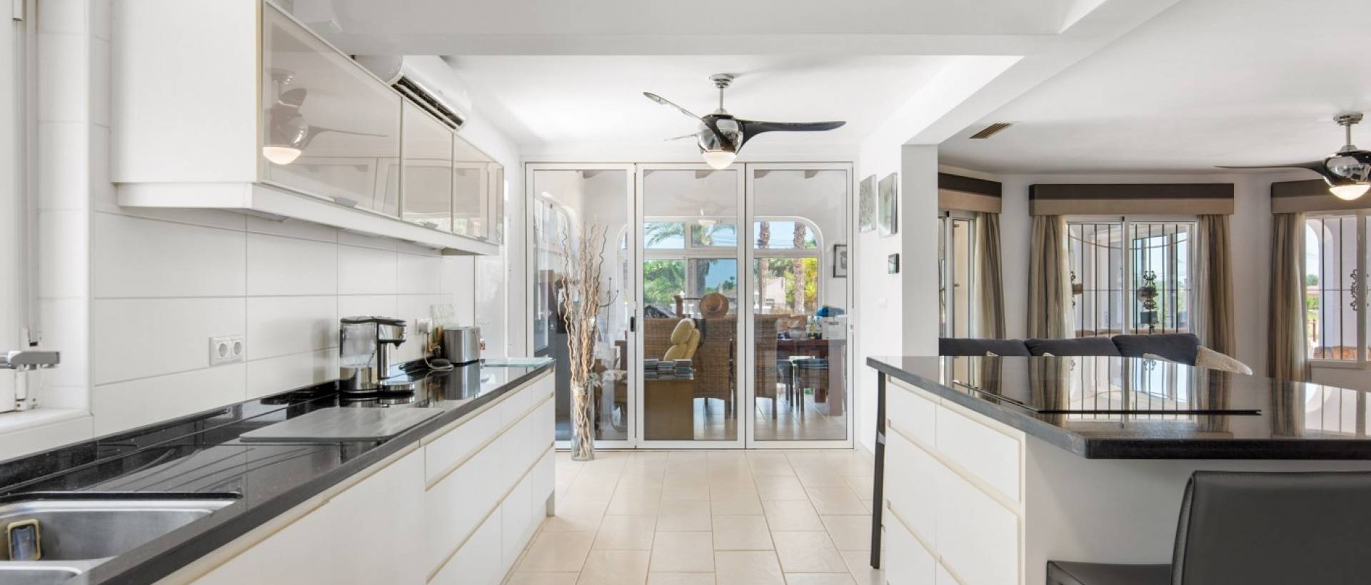 Resale - Finca / Country Property - Catral