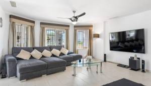 Resale - Finca / Country Property - Catral