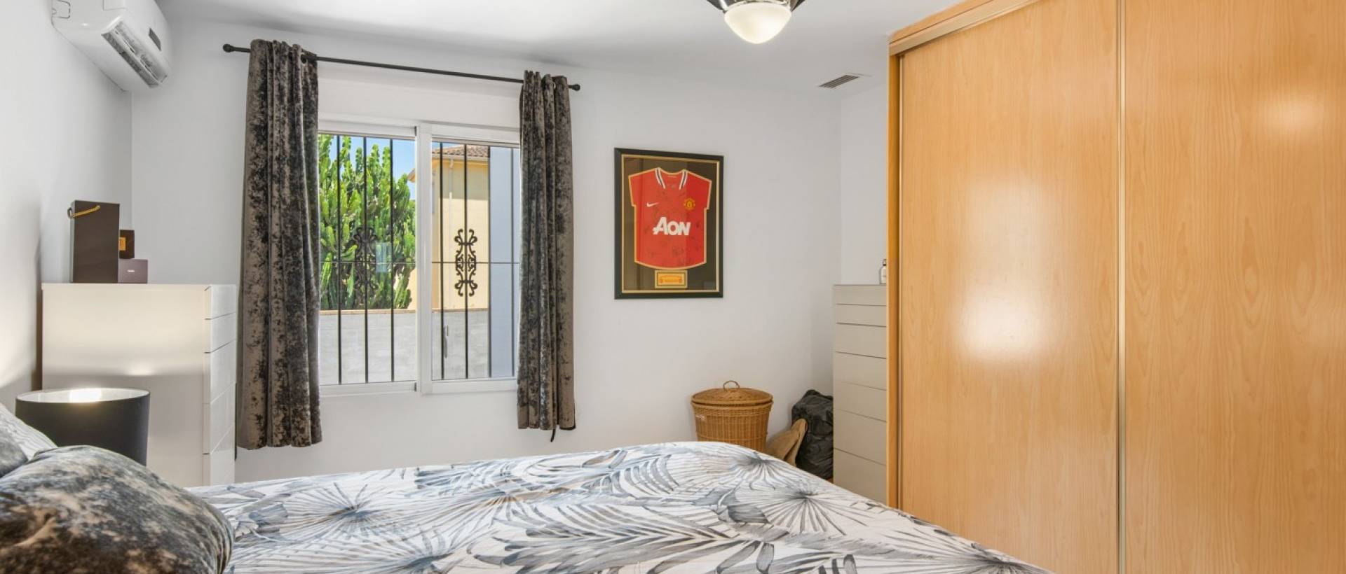 Resale - Finca / Country Property - Catral