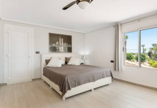 Resale - Finca / Country Property - Catral