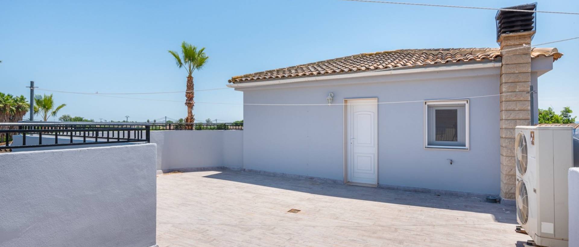 Resale - Finca / Country Property - Catral