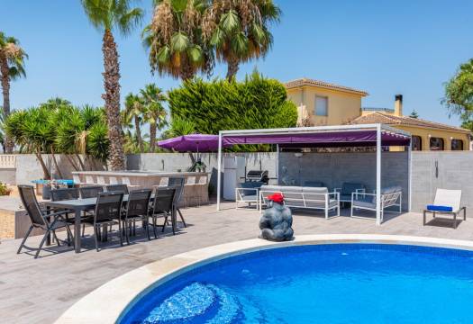 Resale - Finca / Country Property - Catral