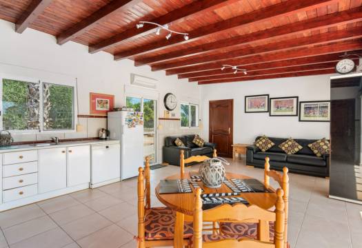 Resale - Finca / Country Property - Catral