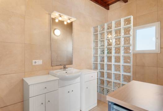 Resale - Finca / Country Property - Catral