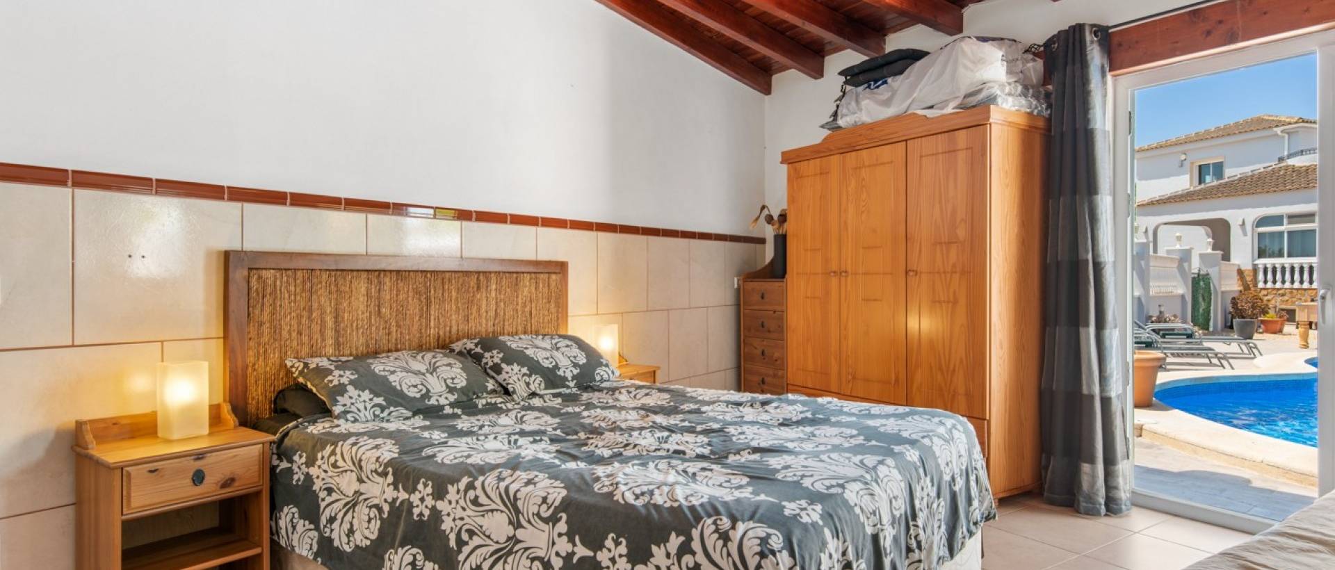 Resale - Finca / Country Property - Catral