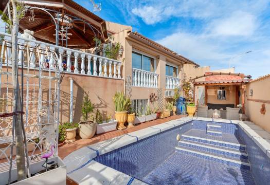 Reventa - Villa / Chalet - Ciudad Quesada