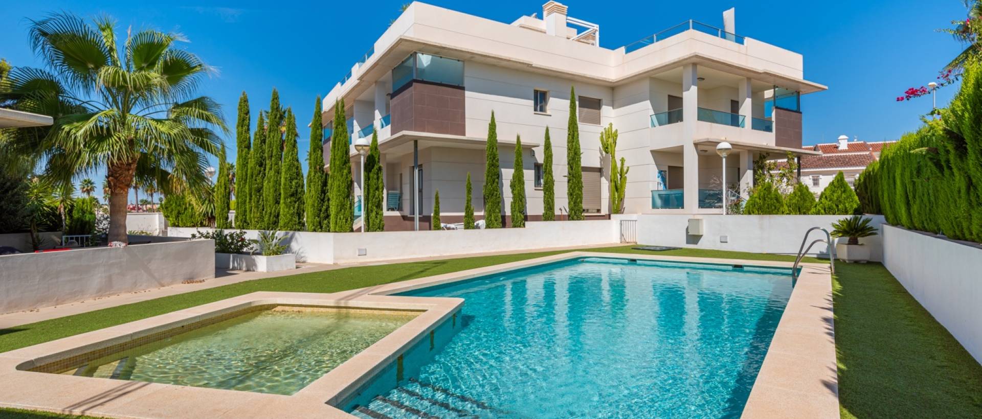 Resale - Apartment - Ciudad Quesada
