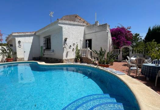 Resale - Villa - Ciudad Quesada