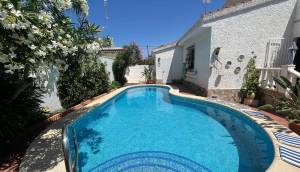 Resale - Villa - Ciudad Quesada