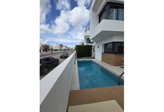 Reventa - Villa / Chalet - Ciudad Quesada