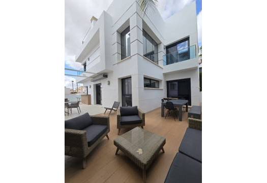 Reventa - Villa / Chalet - Ciudad Quesada
