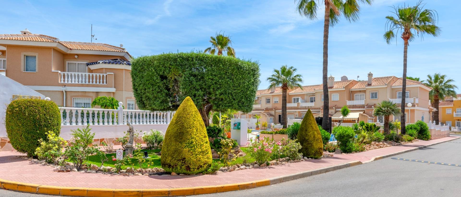 Resale - Townhouse - Ciudad Quesada - Doña Pepa