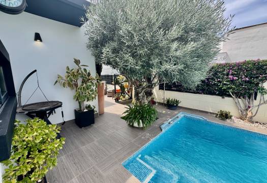 Reventa - Villa / Chalet - Ciudad Quesada