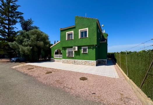Resale - Finca / Country Property - Rojales
