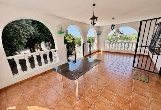 Resale - Finca / Country Property - Rojales