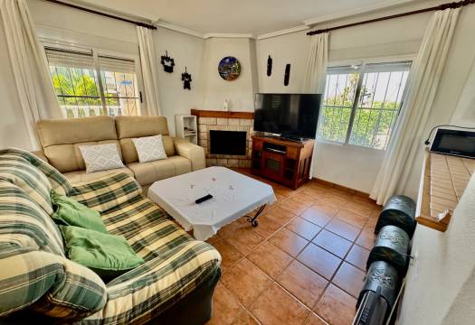 Resale - Finca / Country Property - Rojales
