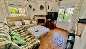 Resale - Finca / Country Property - Rojales