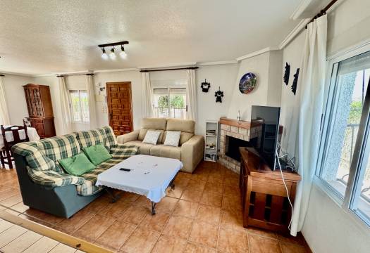 Resale - Finca / Country Property - Rojales