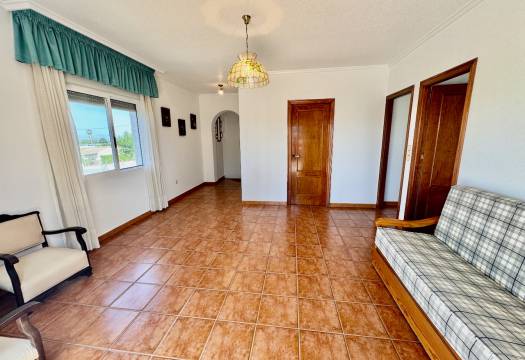 Resale - Finca / Country Property - Rojales