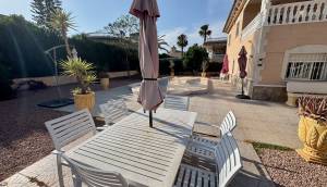 Resale - Villa - Benferri