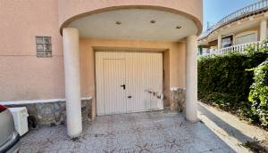 Resale - Villa - Benferri