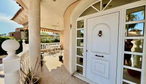 Resale - Villa - Benferri