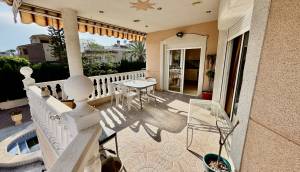 Resale - Villa - Benferri