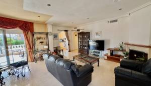 Resale - Villa - Benferri